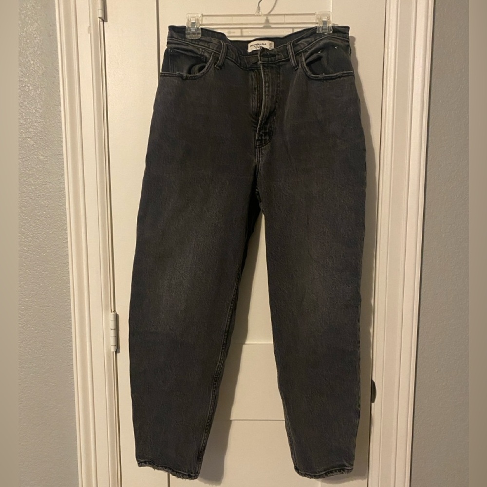 Abercrombie & Fitch 80s Mom High Rise Jeans